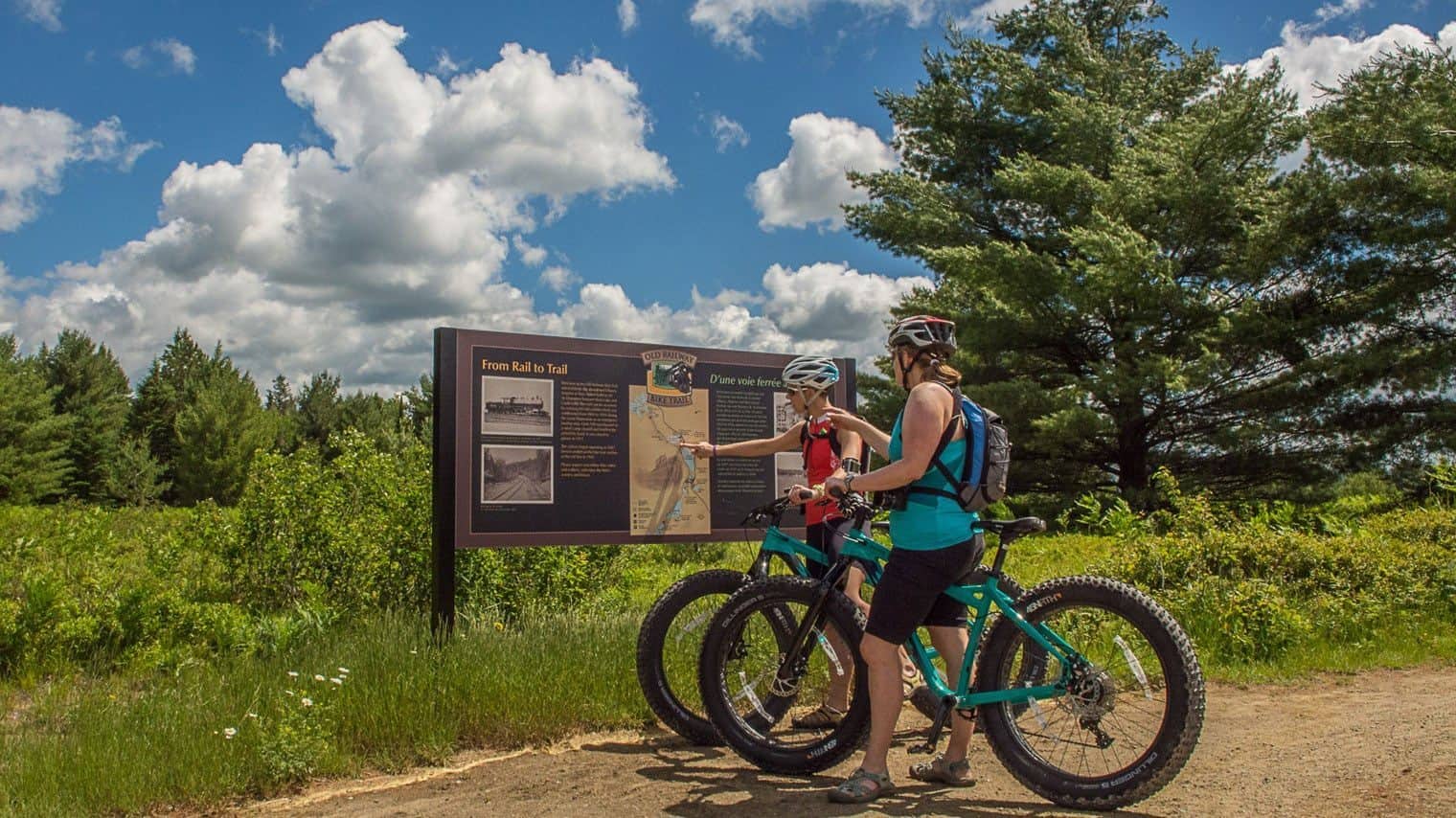 The Old Rail Trail through Algonquin